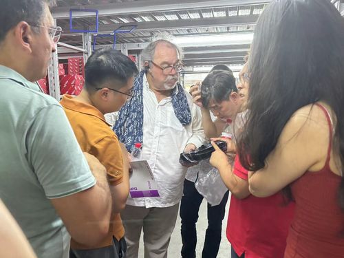 τελευταία εταιρεία περί Η Cipanguo Group από τη Γαλλία επισκέφθηκε την εταιρεία μας για μια ξενάγηση.