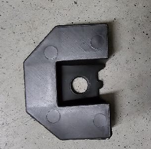 Το Tesla Model S 2021+ RH πίσω προφυλακτήρα 130x35x3.5mm